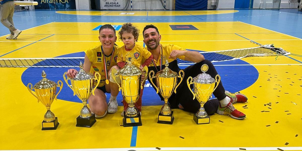 The Triplet, double, of a Spaniard in the Icelandic volleyball