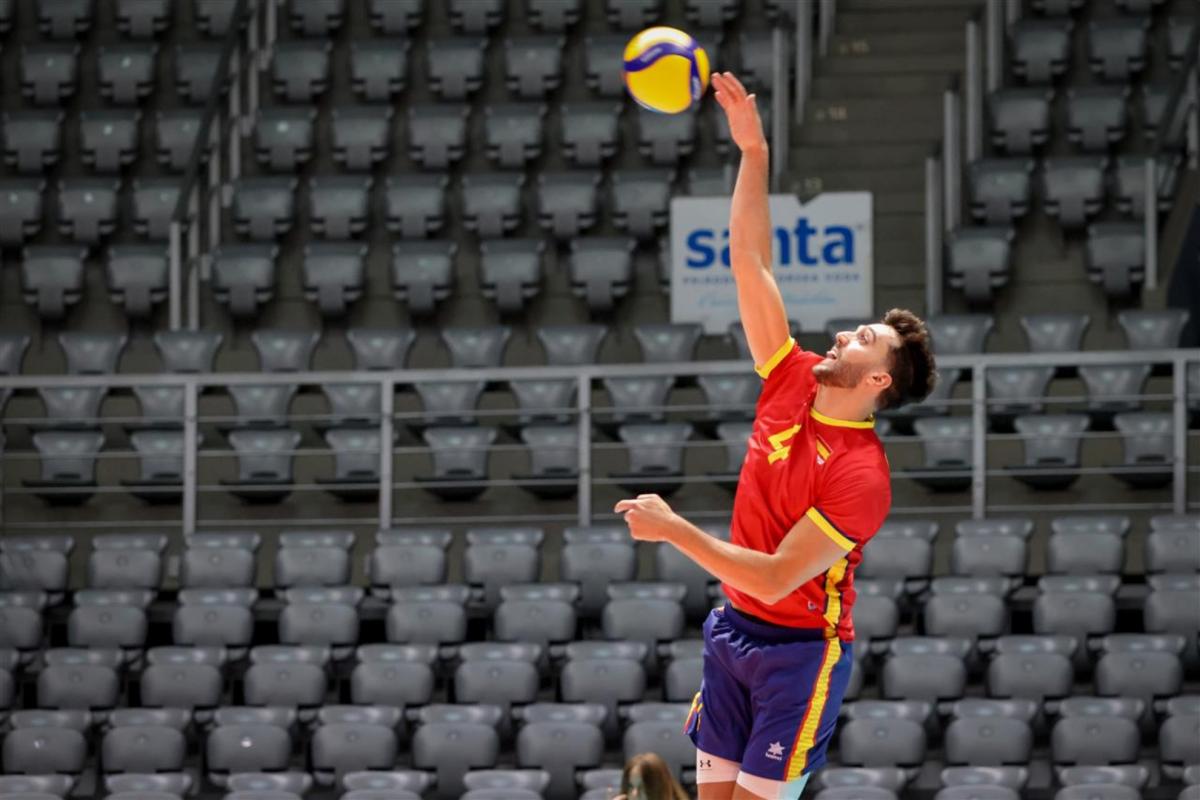 “We are centered on Romania, but it would be incredible to get into a final Four in Lugo”