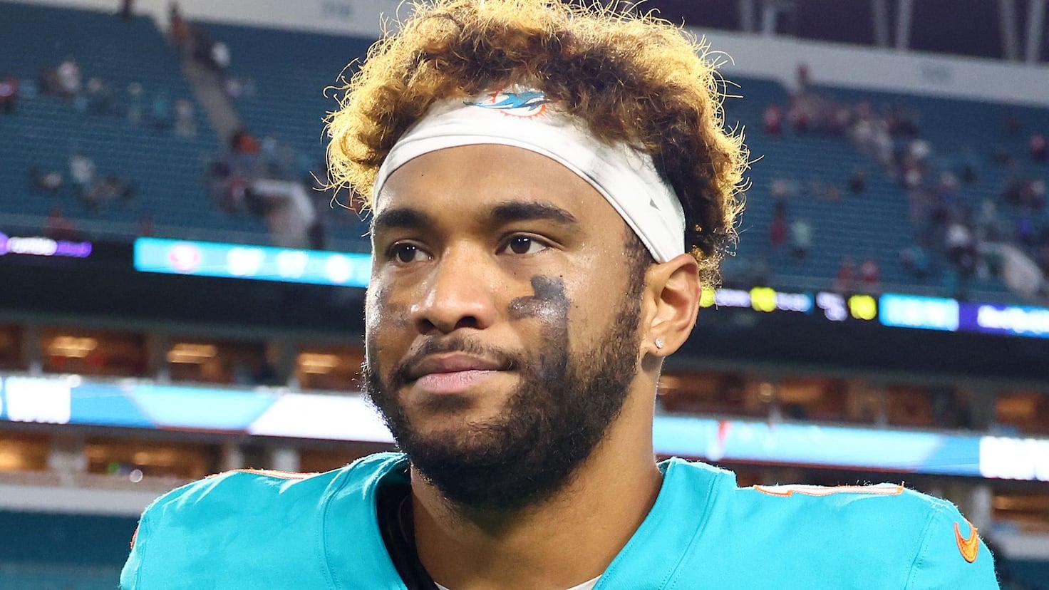 Tua Tagovailoa’s decision hints at Dolphins departure