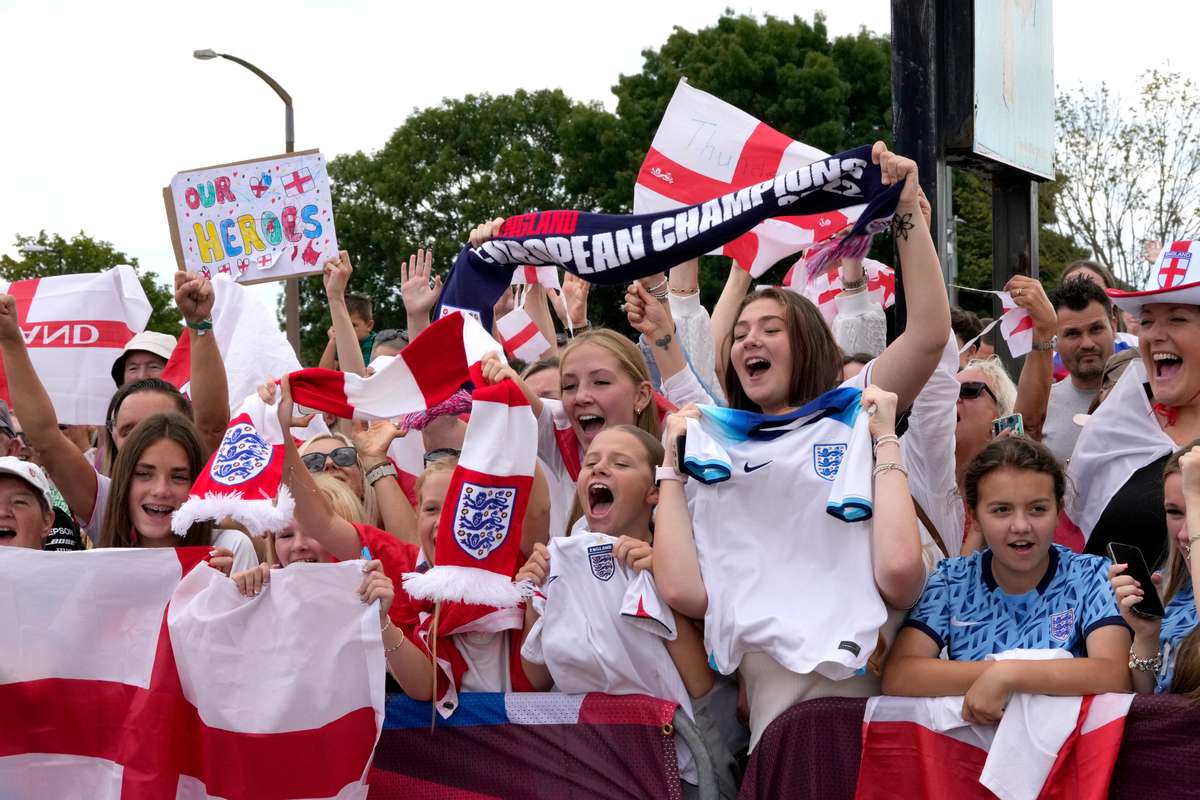 Heroes’ welcome greets Lionesses after EURO 2025 glory