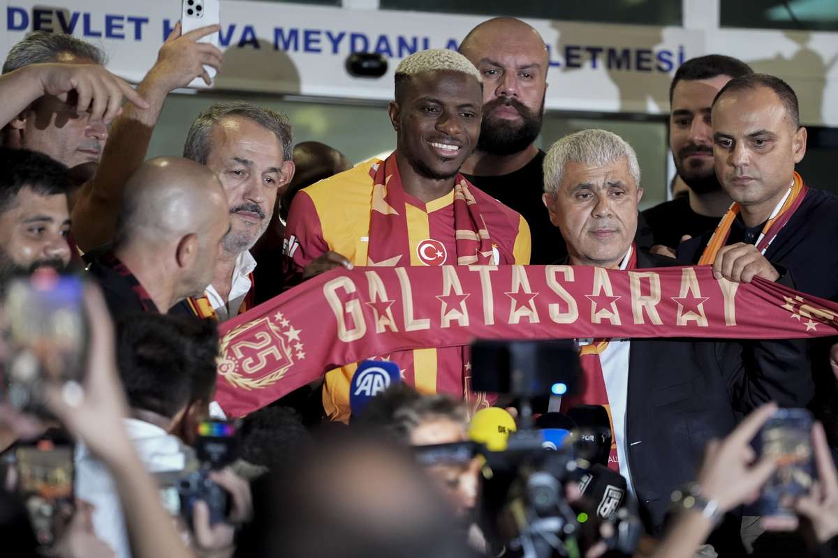 Victor Osimhen joins Galatasaray in record-breaking €75 million deal